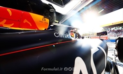 La Red Bull stuzzica la curiosità sui social: nuova livrea nel 2023? - La Red Bull stuzzica la curiosità sui social, nuova livrea nel 2023?