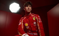 La futura stella della Ferrari: Bearman stupisce tutti alla sua prima gara in Formula 1 - La stella Ferrari del futuro: Bearman stupisce tutti alla sua prima gara in Formula 1