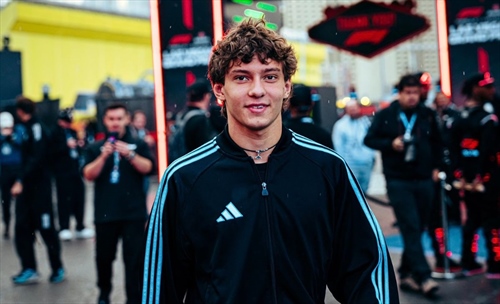 Las Vegas, Kimi carico: tra emozione e ambizione per il podio  - Las Vegas, Kimi carico: tra emozione e ambizione per il podio 