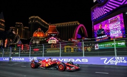 Las Vegas, Leclerc furioso con Sainz dopo il GP: lo sfogo in radio del monegasco - Las Vegas, Leclerc furioso con Sainz dopo il GP: lo sfogo in radio del monegasco