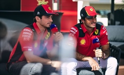 Leclerc: «Bello finire una stagione come questa», poi rivela come sarà la vettura 2024 - Leclerc: «Bello finire una stagione come questa», poi rivela come sarà la vettura 2024