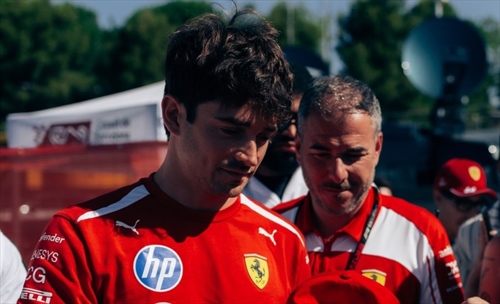 Leclerc, crisi mascherata post rinnovo