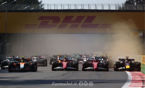 Leclerc doveva lasciare la posizione ad Hamilton: le prove video - Leclerc doveva lasciare la posizione ad Hamilton: le prove video