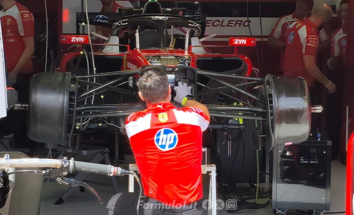Ferrari, Brembo, Carbon