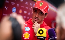 Leclerc furioso: «È un incubo da tre o quattro GP. Oggi abbiamo buttato la gara nel c***o»