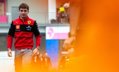 Leclerc: «Gara speciale per festeggiare i 100 GP, saremo vicini a Red Bull. 2023? Voglio vincere»