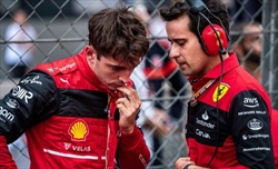 Leclerc ha solo un difetto: si fida troppo della Ferrari - Leclerc ha solo un difetto: si fida troppo della Ferrari