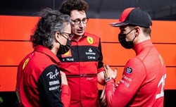 Leclerc non si prende meriti: Io fornisco feedback, se siamo qui lo dobbiamo ai ragazzi a Maranello - Leclerc non si prende meriti: Io fornisco feedback, se siamo qui lo dobbiamo ai ragazzi a Maranello