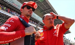 Leclerc sui valori della Ferrari: «Vasseur ha cambiato qualcosa, ma ho piena fiducia in lui»