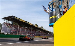Leclerc vs Sainz - Palmer analizza la battaglia di Monza: «Sorpreso che non sia stato penalizzato» - Leclerc vs Sainz - Palmer analizza la battaglia di Monza: «Sorpreso che non sia stato penalizzato»