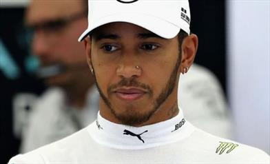 Lewis Hamilton penalizzato di cinque posizioni in griglia di partenza - Lewis Hamilton penalizzato di cinque posizioni in partenza