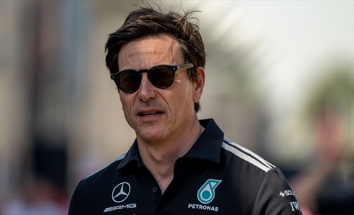 «Li ho licenziati entrambi»: Wolff rivela quanto Hamilton e Rosberg hanno rischiato