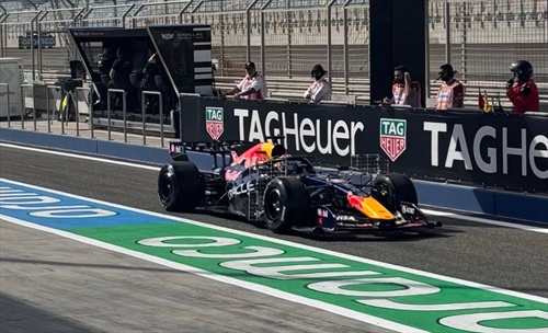 LIVE - Formula 1, segui in diretta la prima giornata di test in Bahrain  - LIVE - Formula 1, segui in diretta la prima giornata di test in Bahrain 