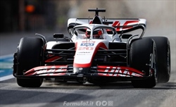 Magnussen torna in F1 col botto: Come se non fossi mai andato via - Magnussen