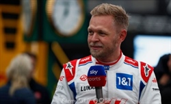 Haas, Magnussen: VF-22 una gioia da guidare, vicini alla vetta - Magnussen