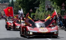 Maranello in festa: ritorno trionfale per la Ferrari 499P dalla 24h di Le Mans - Maranello in festa: ritorno trionfale per la Ferrari 499P dalla 24h di Le Mans