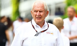 Marko avverte la FIA: «Non impedite a Verstappen di divertirsi» - Marko avverte la FIA: «Non impedite a Verstappen di divertirsi»