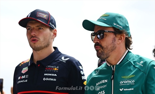 Marko mette Alonso e Verstappen sullo stesso piano per il 2026