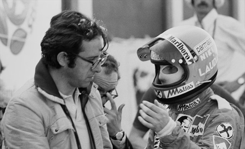 Mauro Forghieri, quando la F1 aveva un cuore - Mauro Forghieri con Niki Lauda nel 1977