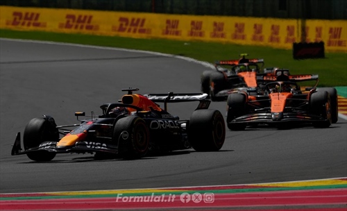 McLaren avvisata: «Verstappen è pericoloso». Non c'è da stare tranquilli
