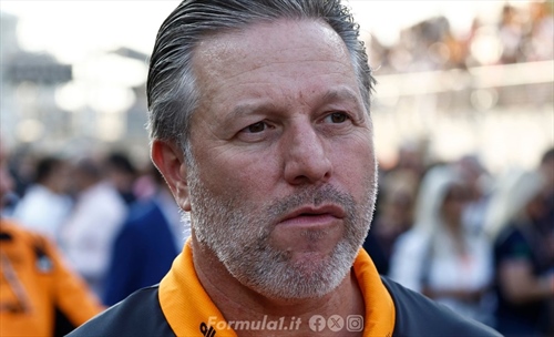 McLaren, Brown: «Non immagino un GP d'Australia senza le power unit Mercedes» - McLaren, Brown: «Non immagino un GP d'Australia senza le power unit Mercedes»
