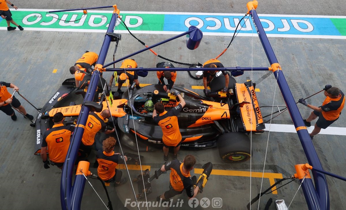 McLaren in difficoltà nei pit stop, Herbert avverte: «Red Bull ne trarrà vantaggio»