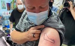 McLaren - La vittoria di Norris porterà un secondo tattoo? Brown scoraggiato al pensiero - McLaren - La vittoria di Norris porterà un secondo tattoo? Brown scoraggiato al pensiero