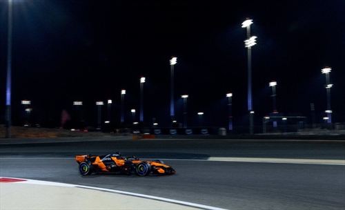 McLaren lancia l’allarme: «Così le partenze non sono sicure» - McLaren lancia l’allarme: «Così le partenze non sono sicure»
