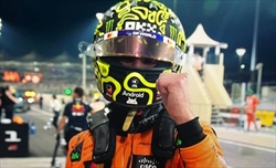 McLaren, Norris: «La prima fila è un bel vantaggio, ma dobbiamo stare attenti»