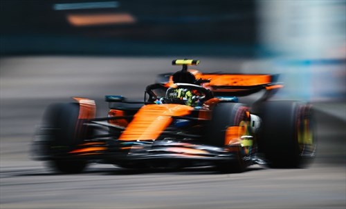 McLaren, Norris: «Non potevo sbagliare». E punge Piastri sul contattato al via