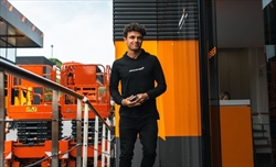 McLaren, Norris: «Sarà una sfida, ma sogno il Mondiale»
