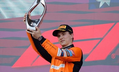 McLaren, Piastri ha vinto a Baku ignorando gli ordini del team. Il retroscena 
