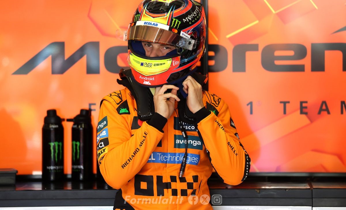McLaren, Piastri sfortunato con le Safety Car. Poi avvisa: «La Red Bull ha passo» McLaren, Piastri sfortunato con le Safety Car. Poi avvisa: «La Red Bull ha passo»