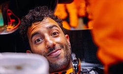 McLaren, Ricciardo: «Il duro lavoro ha ripagato. Ora voglio altri punti in Canada»
