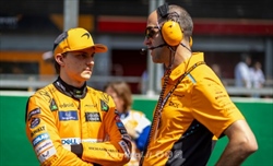 McLaren, Stella sui piloti: «Lavoreremo per gestire meglio i momenti di maggior pressione» - McLaren, Stella sui piloit: «Lavoreremo per gestire meglio i momenti di maggior pressione»
