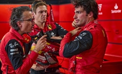 Mekies assolve Sainz: «Condizioni difficili per mettere assieme un giro perfetto»