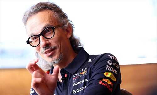 Mekies sorpreso da Verstappen: «È andato ben oltre le mie aspettative»