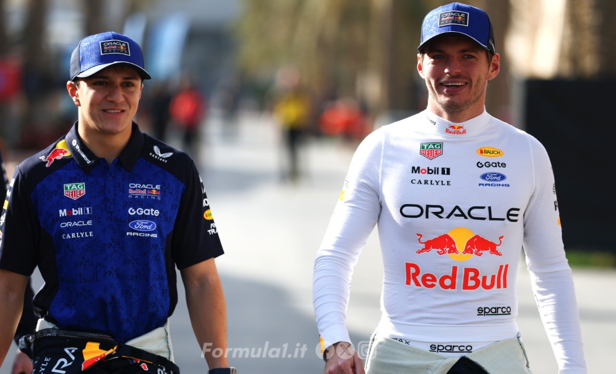 Melbourne apre la nuova F1: Verstappen, Hadjar e Mekies raccontano la sfida