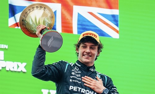 Mercedes, Antonelli pensa in grande. Ma «Deve prendere quota nel modo giusto»