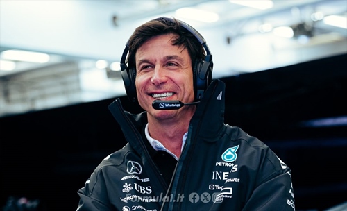 Mercedes apre al ritorno dei V10 aspirati, Wolff: «Siamo tutti dei piloti» - Mercedes apre al ritorno dei V10 aspirati, Wolff: «Siam tutti dei piloti»