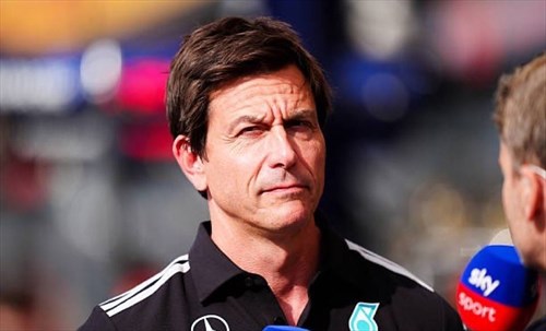 Mercedes, budget finito: colpa della «taglia» del team? Toto Wolff lancia l'allarme 