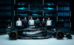 Mercedes, è addio: una figura importante lascia la squadra dopo 11 anni - Mercedes, è addio: una figura importante lascia la squadra dopo 11 anni