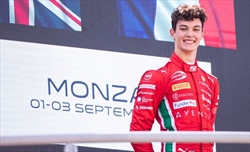 Mercedes e Ferrari insieme per il campionato F2 2024. Prema ufficializza Oliver Bearman - Mercedes e Ferrari insieme per il campionato F2 2024. Prema ufficializza Oliver Bearman