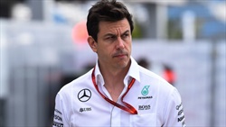 Mercedes e sospensioni - Toto Wolff