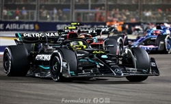 Mercedes, Russell-Hamilton: giusto non intervenire a Singapore? Parla Toto Wolff - Mercedes, giusto non aver scambiato le posizioni dei piloti a Singapore?