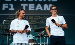 Mercedes, Hamilton non sente l'età: «Russell ha più problemi fisici» - Mercedes, Hamilton non sente l'età: «Russell ha più problemi fisici»