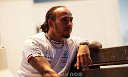 Mercedes, Hamilton rivela: «Qualcosa di grosso bolle in pentola, arriverà per fine anno» - Mercedes, Hamilton rivela: «Qualcosa di grosso bolle in pentola. Arriverà per fine anno»