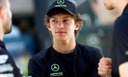 Mercedes, in Germania sono sicuri: Toto Wolff ha scelto il successore di Lewis Hamilton - Mercedes, in Germania sono sicuri: Toto Wolff ha scelto il successore di Lewis Hamilton