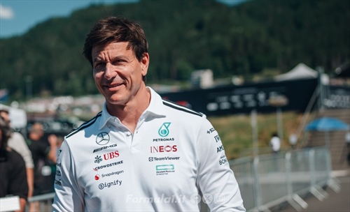 Mercedes, la forza di sbagliare - Mercedes, la forza di sbagliare