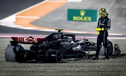 Mercedes, Lord: «Abbiamo perso un doppio podio». E parla dell'incidente al via